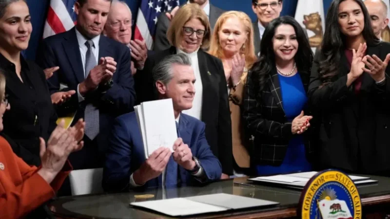 Supreme Court Approves California Voting Map Boosting Democrats
