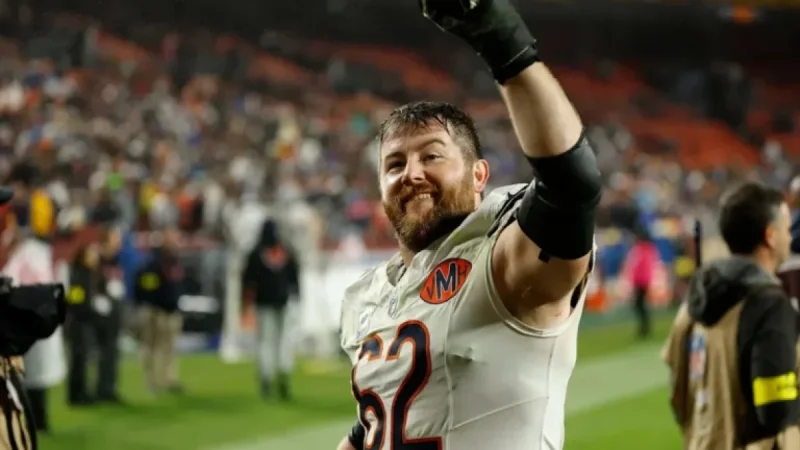 Bears’ Joe Thuney Earns Protector of the Year Award