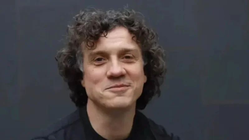 Darragh Ennis Aims to Revive Iconic Irish Show for More TV Roles