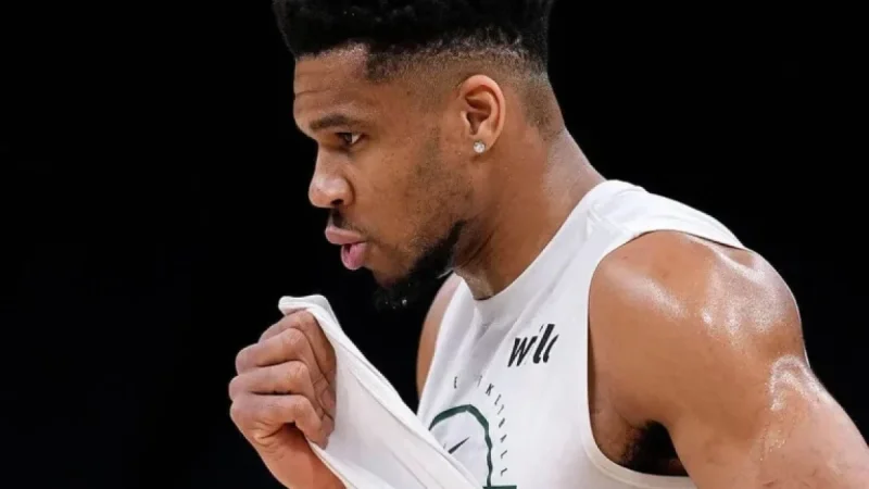 Giannis Antetokounmpo Praises Bucks’ Decision: ‘Legends Don’t Chase’