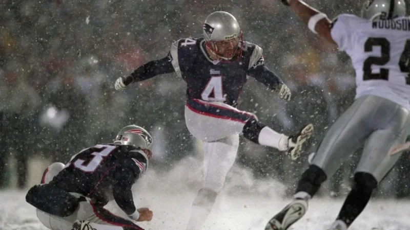 Mike Vrabel Hails Adam Vinatieri’s Snowy Field Goal as Football’s Greatest Feat