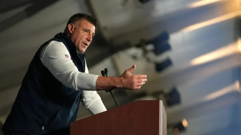 Mike Vrabel Named Coach of the Year