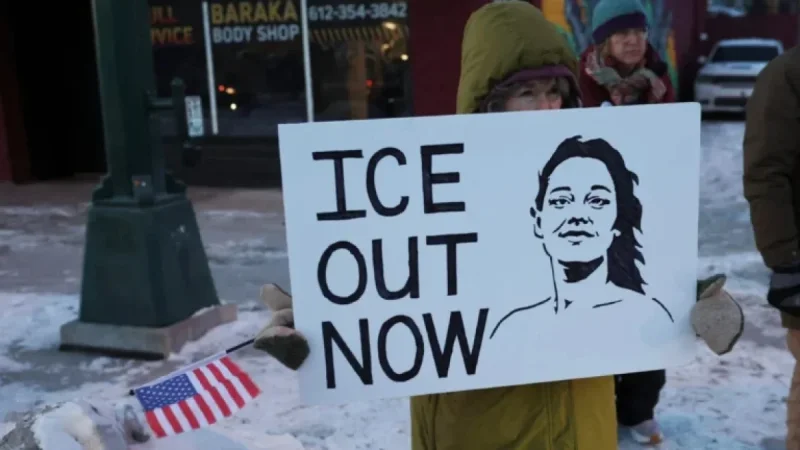 Poll: Two-Thirds of Americans Criticize ICE’s Harsh Immigration Tactics