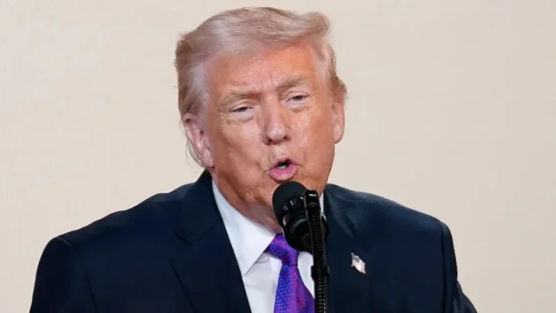 Trump Criticizes Kennedys Following Decision to Close Center