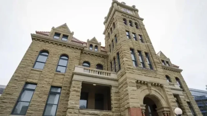 Calgary’s Rezoning Repeal Threatens Federal Funding, Officials Warn
