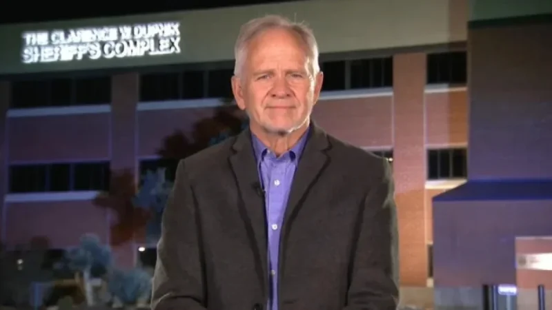 Elizabeth Smart’s Father Reflects on Daughter’s Kidnapping Amid Guthrie’s Surreal Disappearance