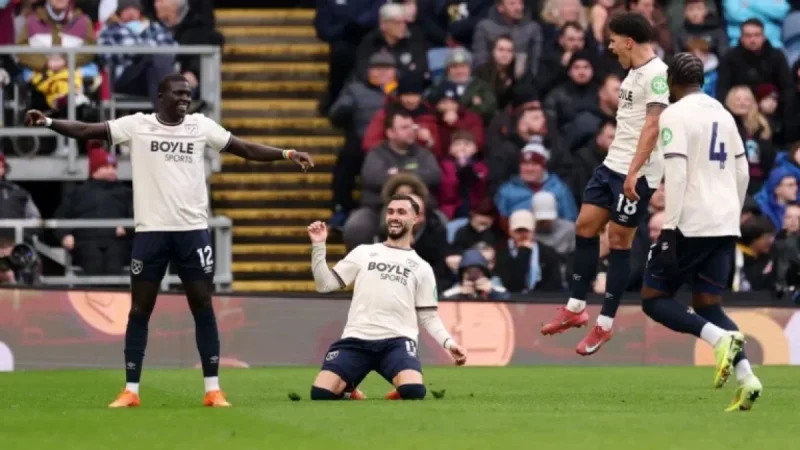 Taty Castellanos Scores Crucial Header in Burnley vs. West Ham Clash