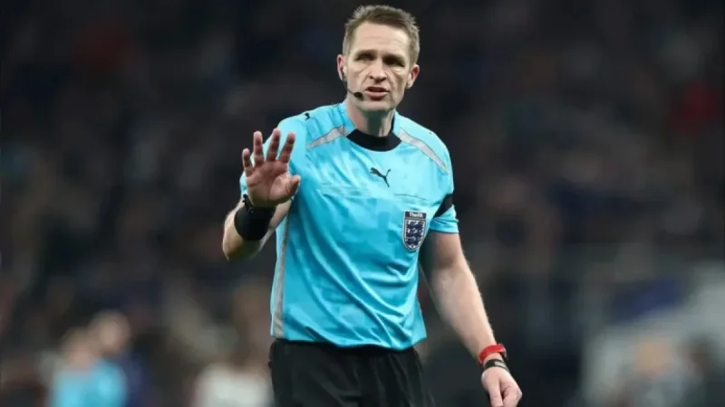 Craig Pawson Appointed Referee for Liverpool vs Manchester City Clash