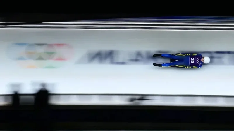 Daredevil Luge: Thrilling First-Person View Captures Heart-Stopping Ride