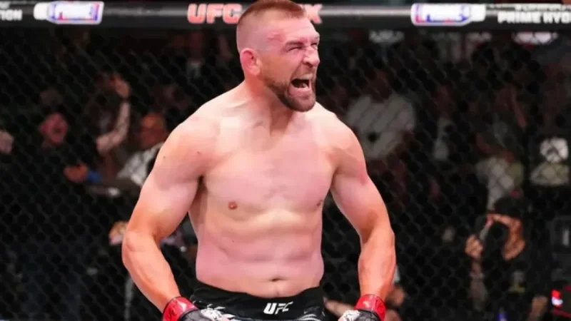 Dustin Jacoby Delivers Brutal Finish at UFC Vegas 113, Overcoming Referee Decision