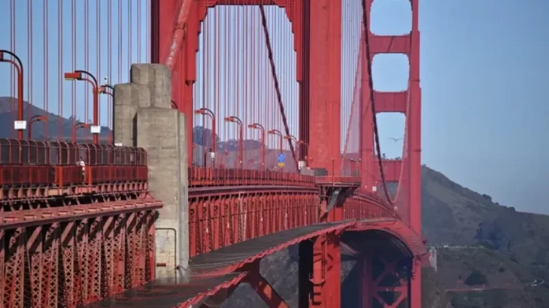 Golden Gate Bridge Suicide Barrier Saves Lives