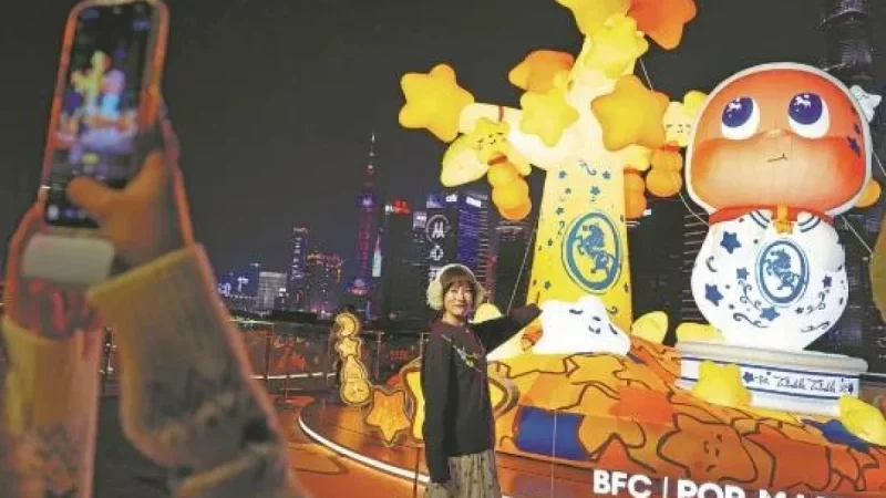 Labubu Illuminates Shanghai Lantern Festival