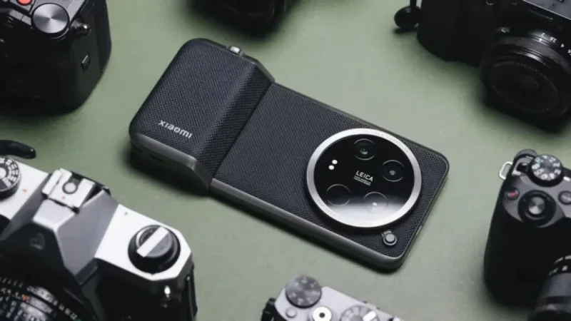 Pro Photographer Praises Xiaomi 17 Ultra Leica Phone’s Stunning Design