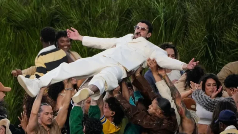 Sports World Applauds Bad Bunny’s Impressive Halftime Show Performance