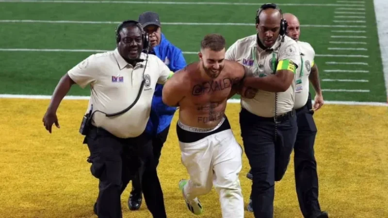 Super Bowl Streaker Now Flies Private After Paying £31k Stunt Fine