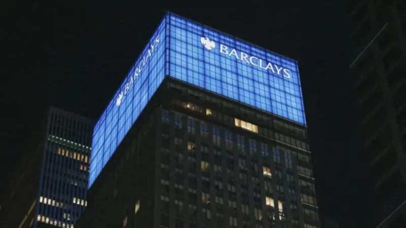 Barclays Awards £900k Bonuses to MDs Despite Challenging Year