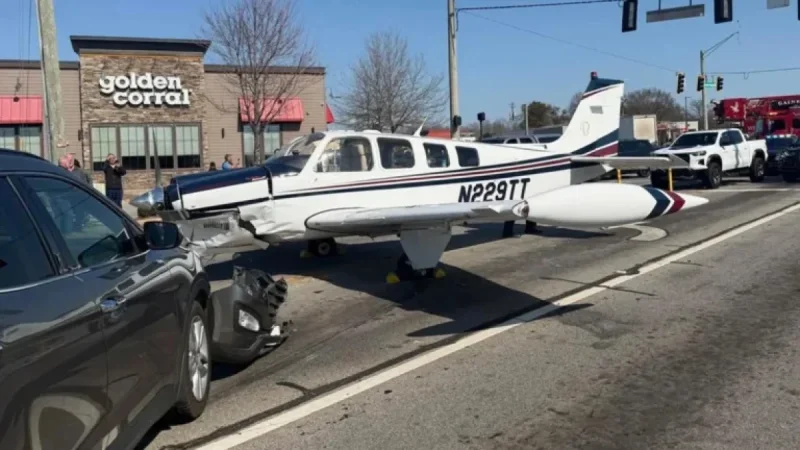 Plane Crashes into Cars During Georgia Emergency Street Landing