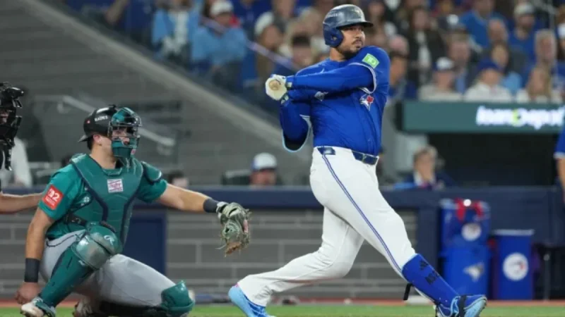 Anthony Santander Faces 5-6 Month Recovery After Labral Surgery
