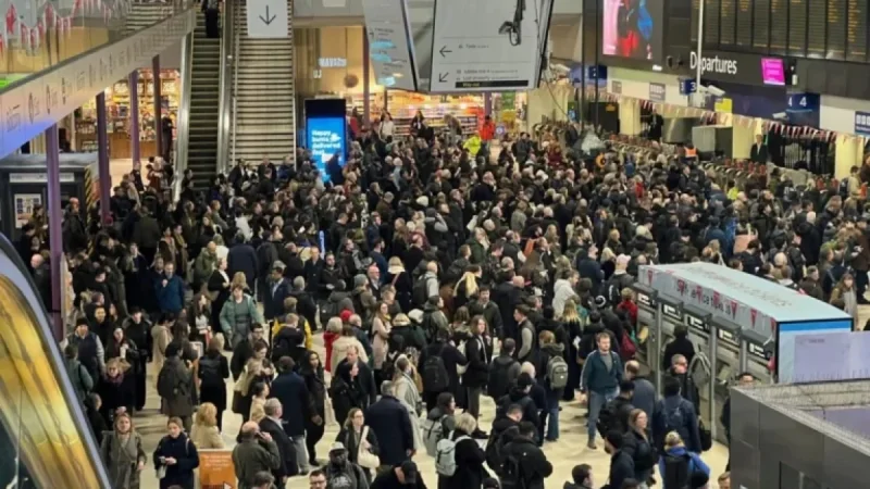 Commuter Alert: Train Delays and Cancellations Detailed in Disruption List
