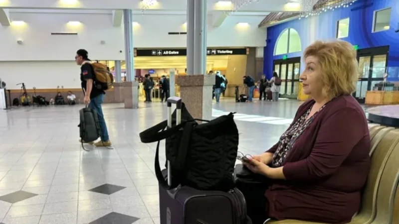El Paso Airspace Closes Amid Laser Test Dispute, AP Reports