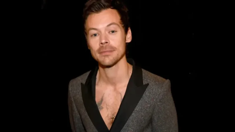 Harry Styles Hosts Album Listening Parties for Fans Worldwide