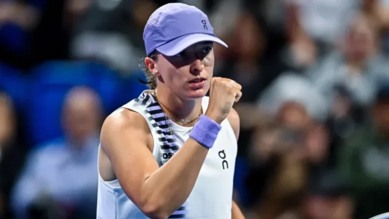 Iga Świątek Overcomes Setback with Stunning Comeback!