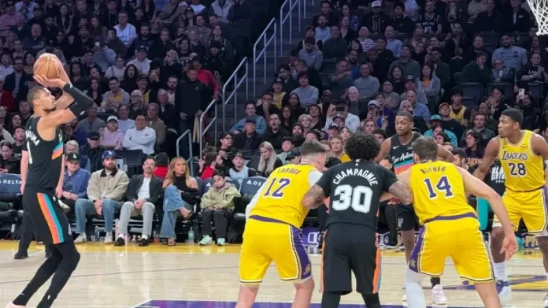 Lakers’ Pregame Concession Marks Shift in Spurs Rivalry