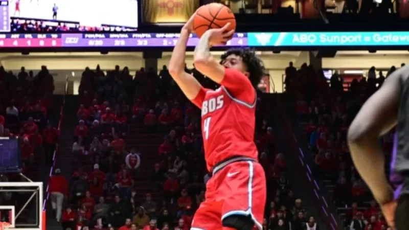 Lobos Head to Grand Canyon for First Mountain West Match Wednesday