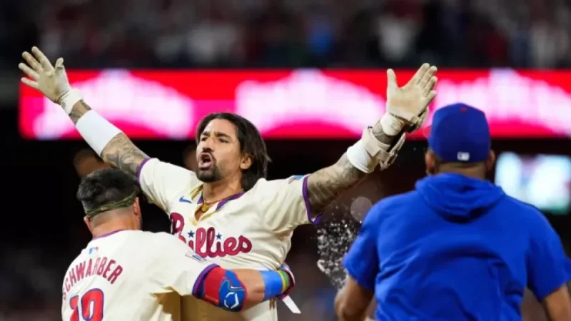 Phillies Set to Release Castellanos
