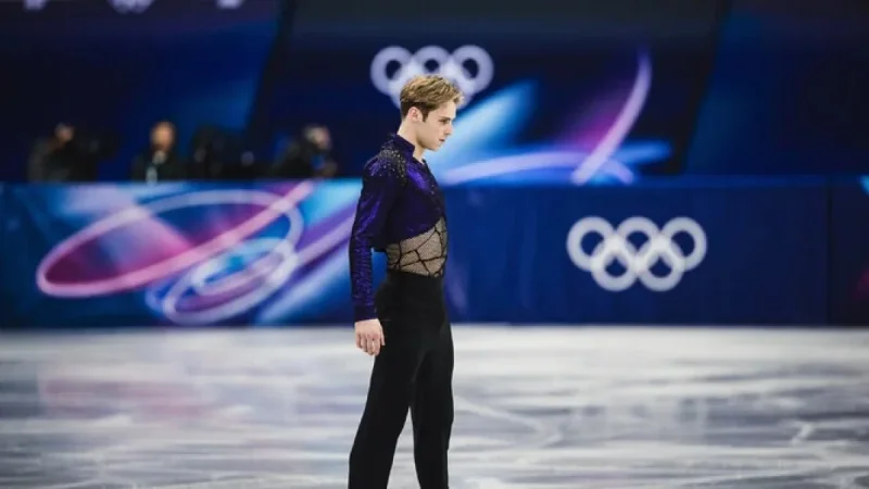 Aleksandr Selevko Overcomes Fall to Qualify for Olympic Free Skate