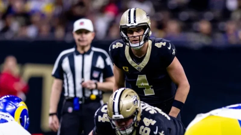 Derek Carr Open to Joining Super Bowl-Contending Team