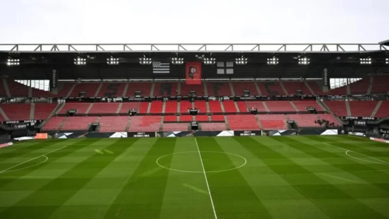 Rennes Fans Unveil Hostile Banner at Stade Rennais Match