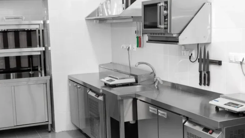 Steak ‘n Shake Eliminates Microwaves for Fresh Cooking