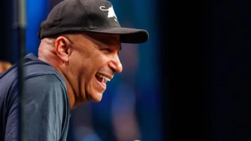 Tom Morello Criticizes Kid Rock’s Turning Point USA Halftime Show