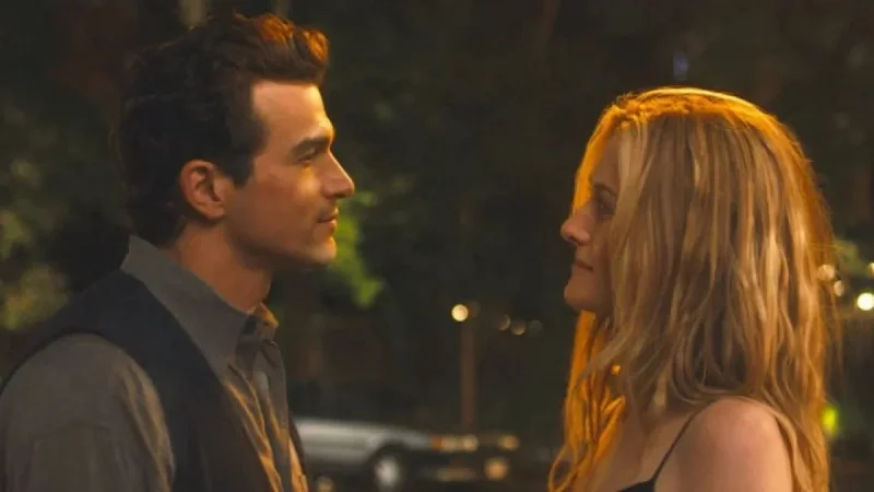 Carolyn Bessette Meets John F. Kennedy Jr.