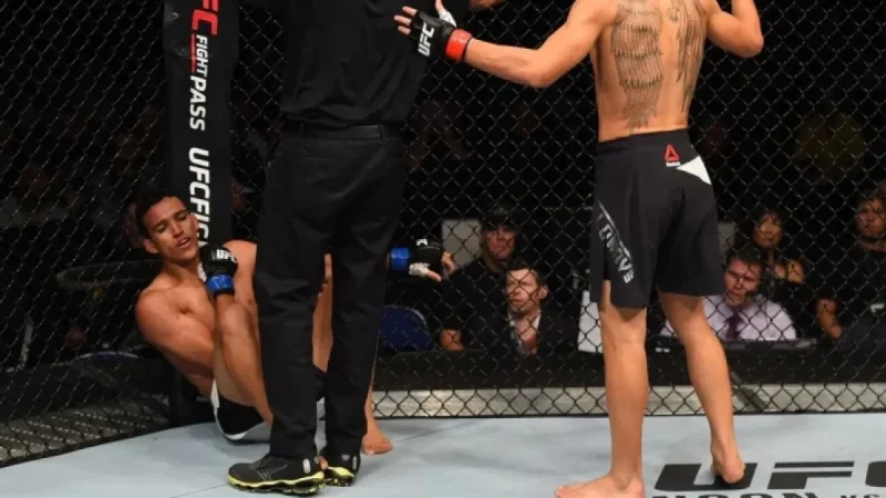 Charles Oliveira’s Mysterious Injury Against Max Holloway Remains Unsolved After a Decade