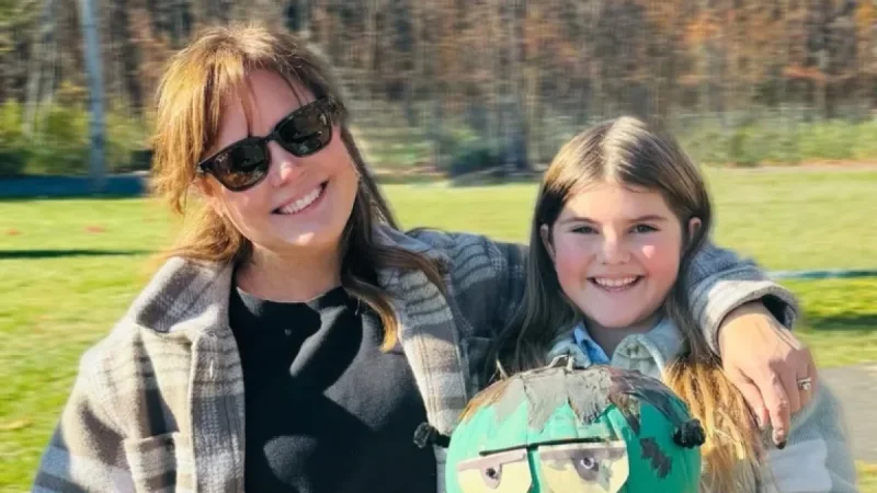 Florence Paquin Subtly Criticizes Her Mother, Patricia Paquin