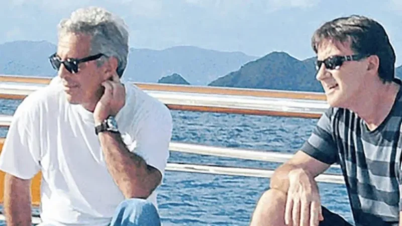 MI6 Alerted Downing Street to Mandelson’s Russia Ties Before U.S. Role