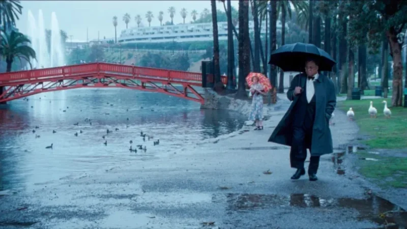 10 Unconventional Movie Romances: From ‘Her’ to ‘Eternal Sunshine’