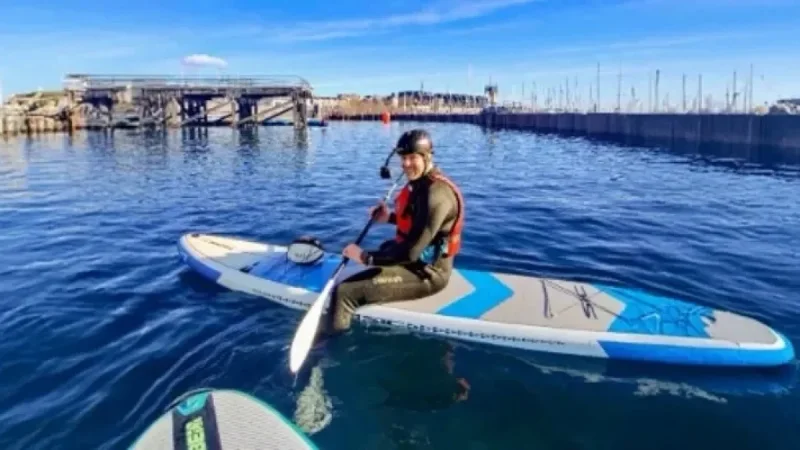 Alun Wyn Jones Paddleboards with Fans in Cardiff Bay Before Six Nations Fixture