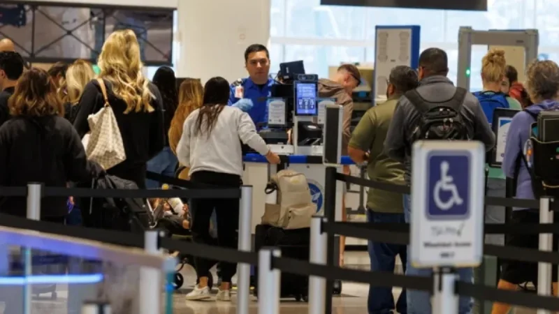 Homeland Security Shutdown Disrupts U.S. Travel