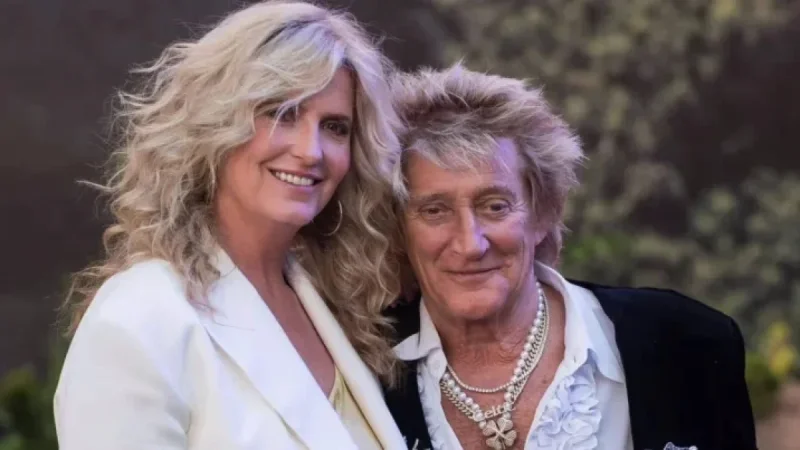 Penny Lancaster Considers Leaving UK Amid Rod Stewart Revelation