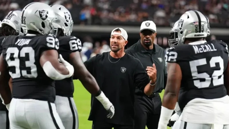 Raiders Elevate Rob Leonard to Defensive Coordinator Role