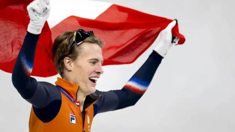 Van ‘t Wout Celebrated for Second Title; Relay Women Reach Final