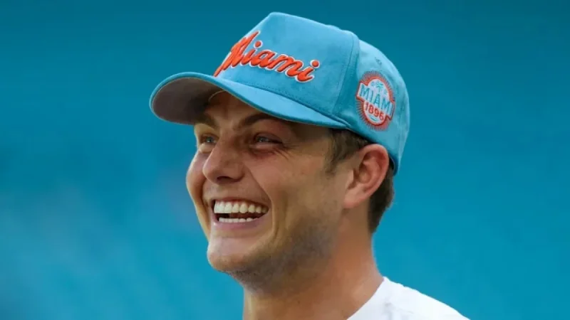 Dolphins Cease Unsuccessful QB Experiment Before It Begins