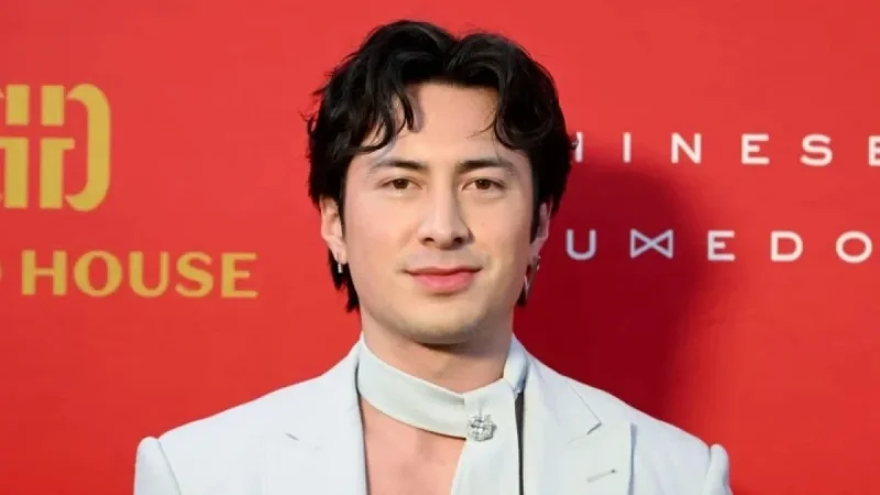 Hudson Williams Celebrates Valentine’s with Girlfriend Amid Heated Rivalry