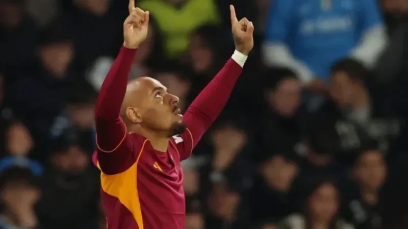 Malen’s Two Goals Fail to Secure Roma Victory Against Napoli