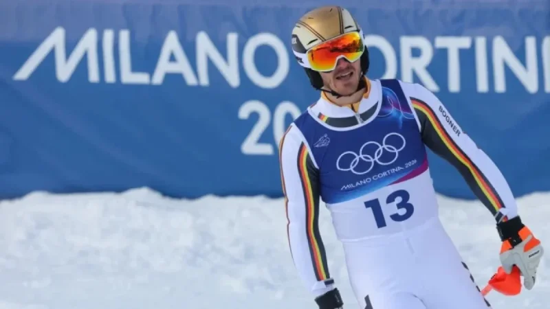 Olympia 2026: McGrath Leads in Slalom as Straßer Falls Behind
