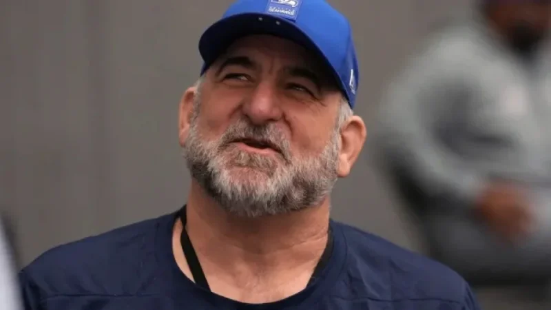 Seahawks Retain Offensive Line Coach John Benton Through 2026