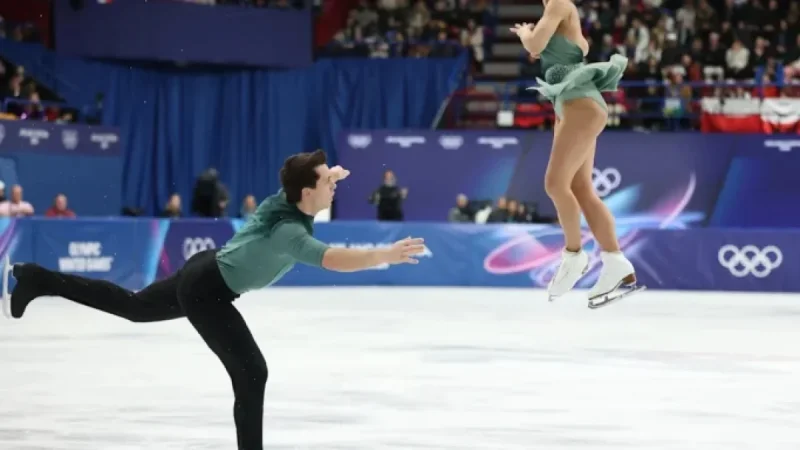 Vaipan-Law and Digby Shine, Qualify for Free Skate